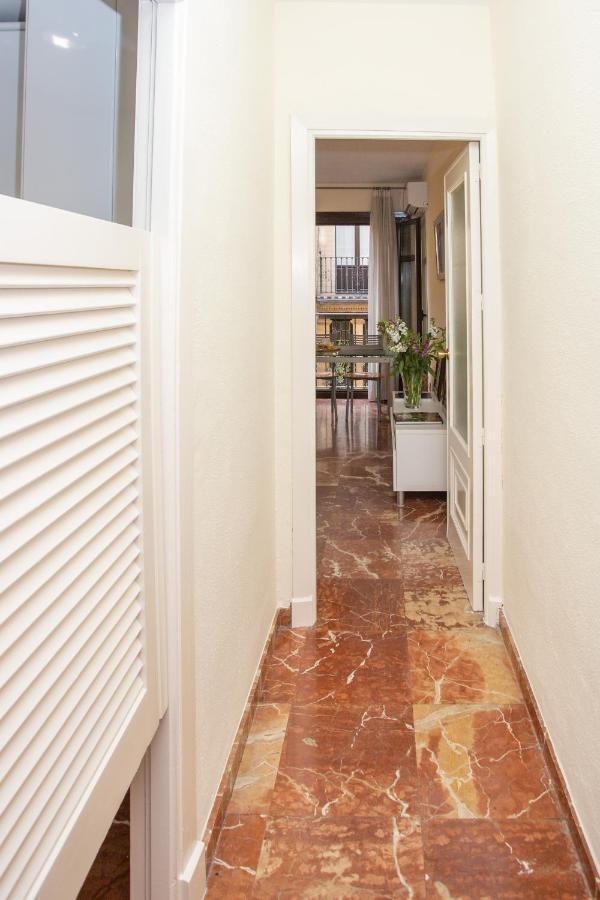Ispal Apartment & Parking Seville Historic Center Vutse06601 Екстериор снимка