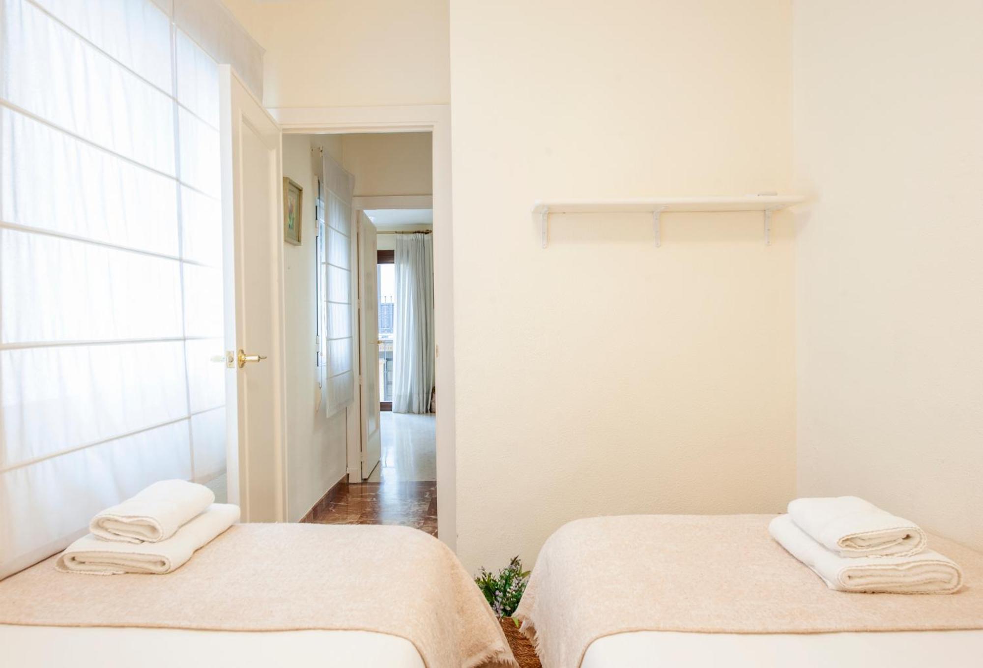 Ispal Apartment & Parking Seville Historic Center Vutse06601 Екстериор снимка