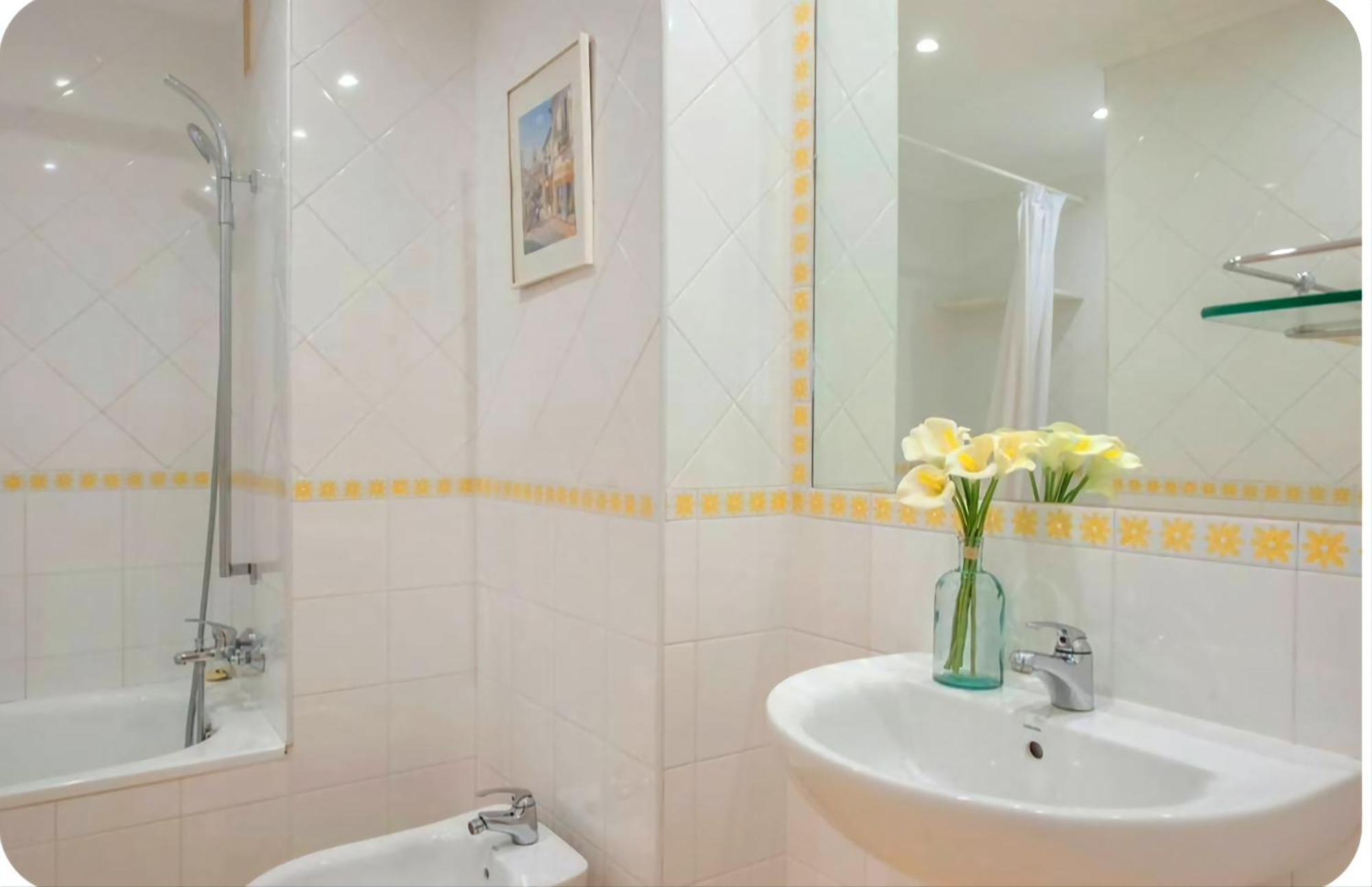 Ispal Apartment & Parking Seville Historic Center Vutse06601 Екстериор снимка